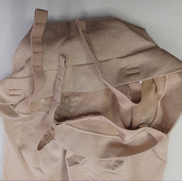 Spanx Slim Cognito Shaper Short Shapewear - Picture 7 of 8